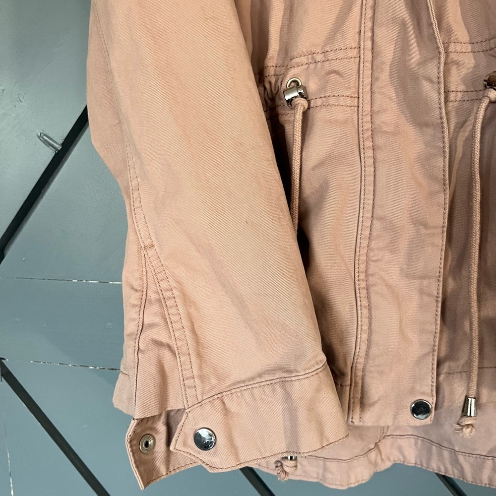 Lightweight Jacket - image 3